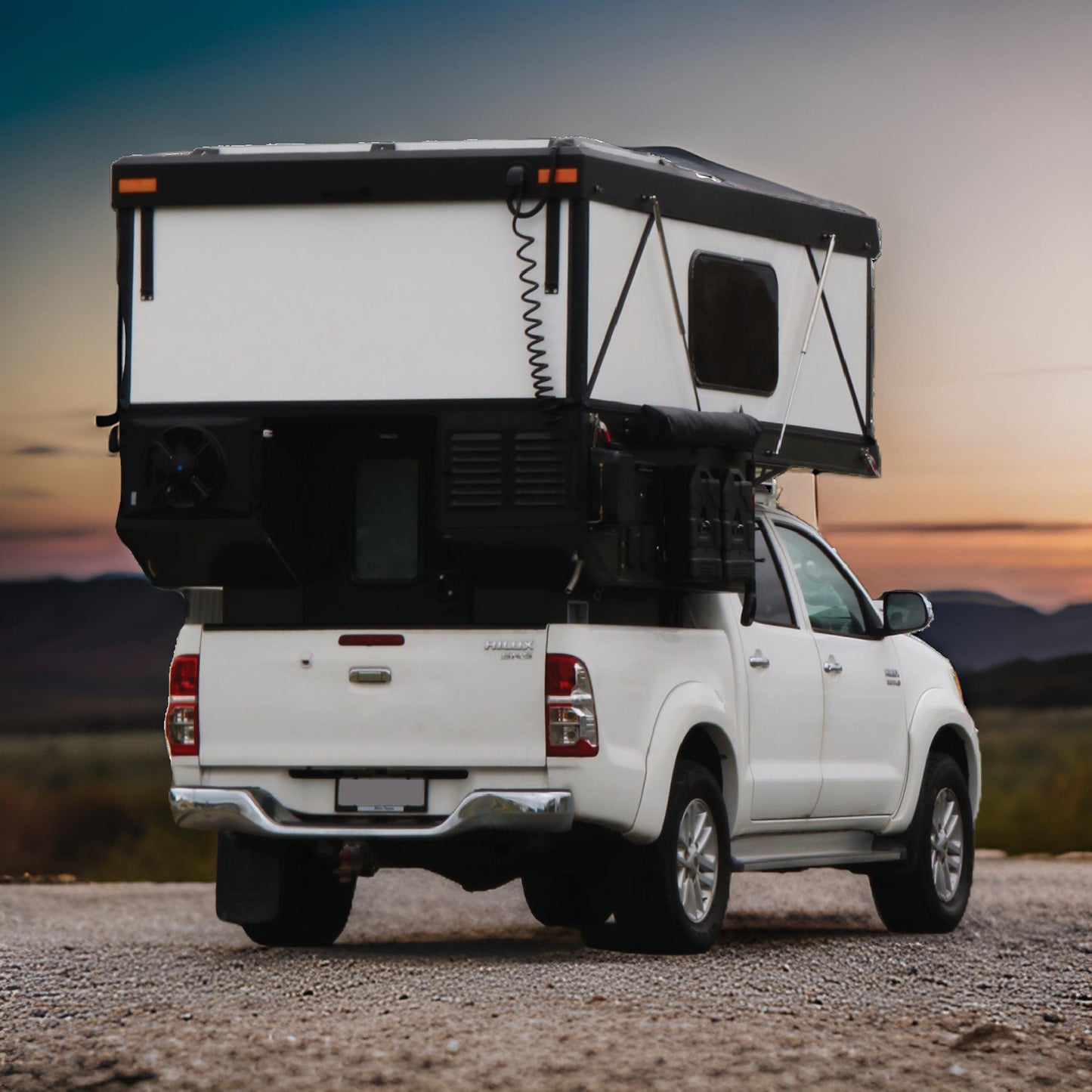 UTE CAMPER
