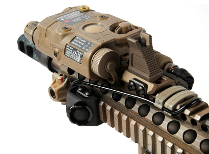 Modbutton Pressure Remote Switch - FDE - 20mm Rail / SF PLUG